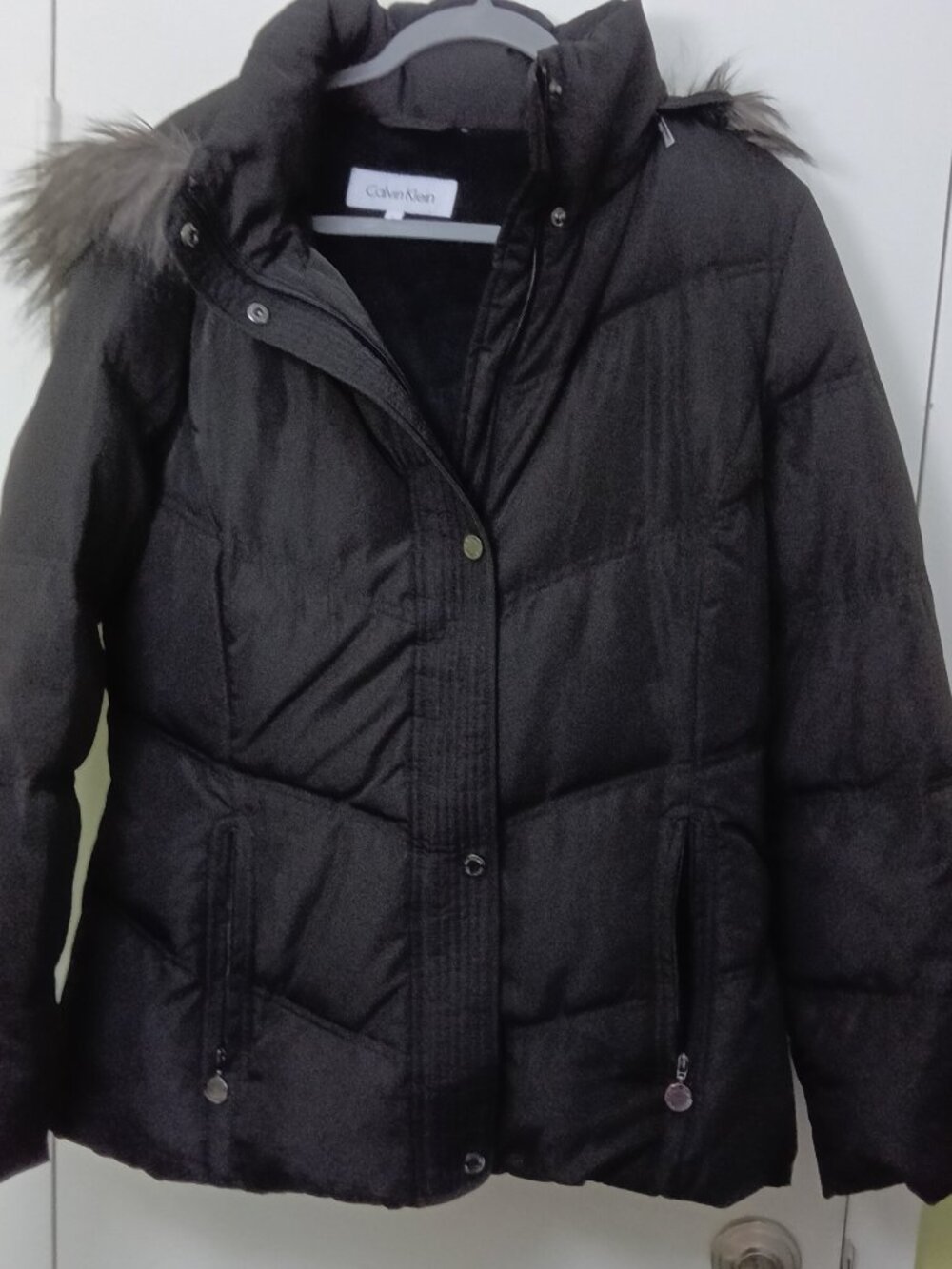 Down jacket - Picture 1 of 6